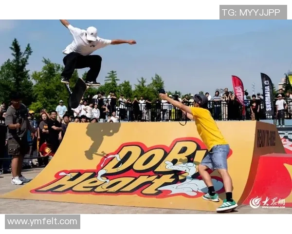 武汉滑板队引领力量变革热议滑板运动新风潮与青年文化的碰撞